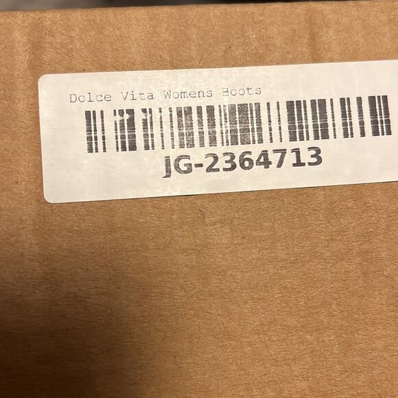 Dolce Vita tan heeled suede ankle bootie size 11 New - Picture 5 of 6